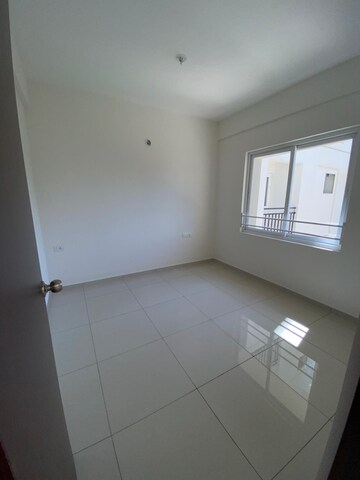 Room in 2 BHK Apartment at Provident Too Good Homes, Thanisandra Main Road – for Sale