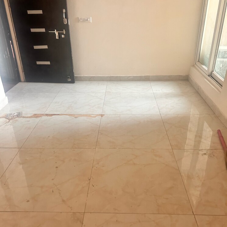 Room, gaurs-siddhartham 3 Bedroom 1185 Sq.Ft. Apartment In Siddharth Vihar Ghaziabad 7877212