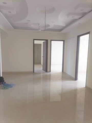 Room in 4 BHK Apartment at Maya Green Lotus Saksham, International Airport Road – for Rent