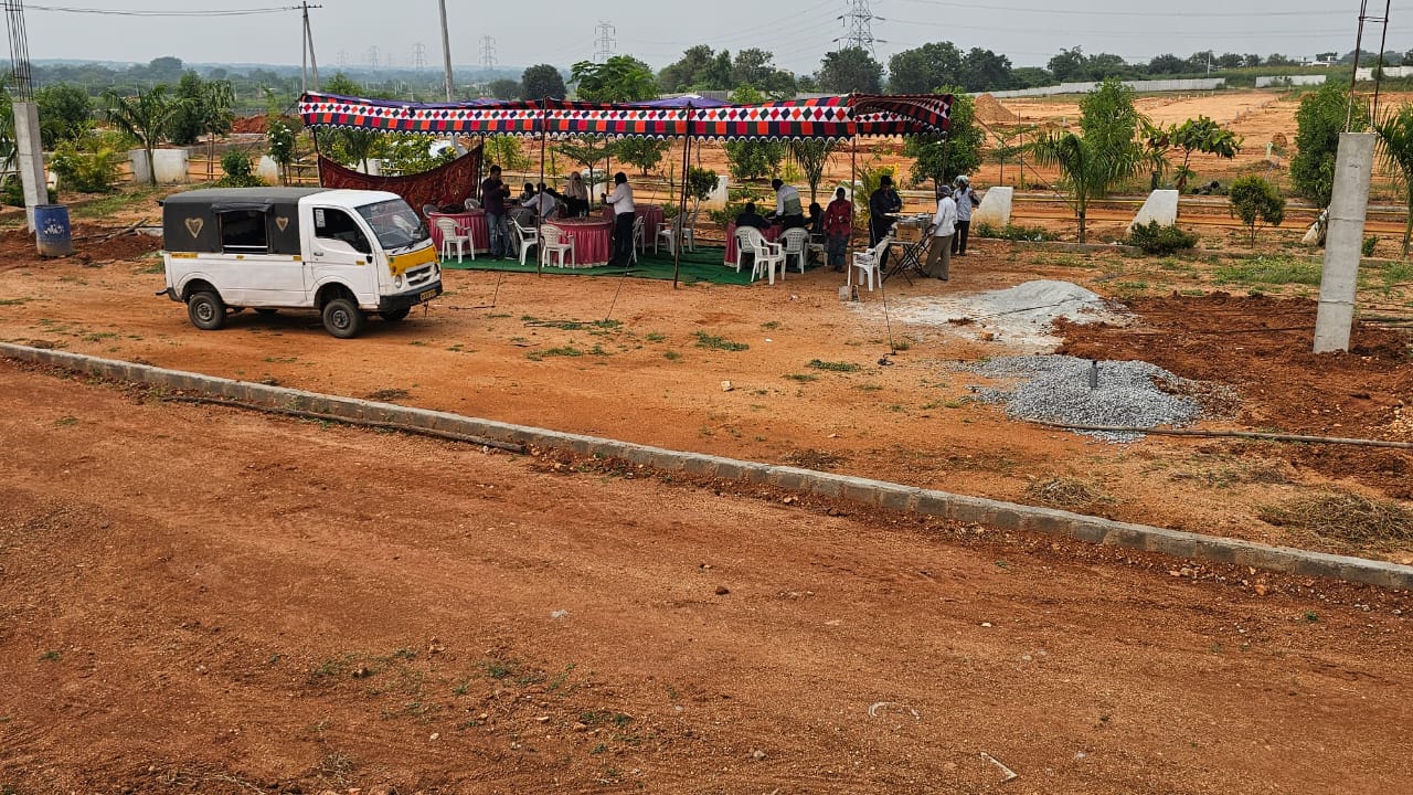 Plot For Sale in Yuva Park