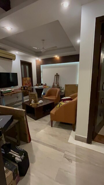 Master Bedroom in 4 BHK Builder Floor at Vikas Puri – for Rent