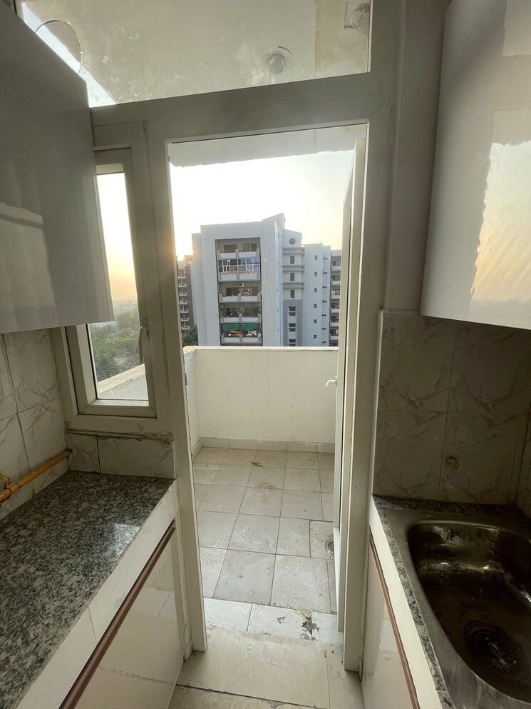 Kitchen, sarvome-shree-homes 3 Bedroom 745 Sq.Ft. Apartment In Sector 45 Faridabad 7877368