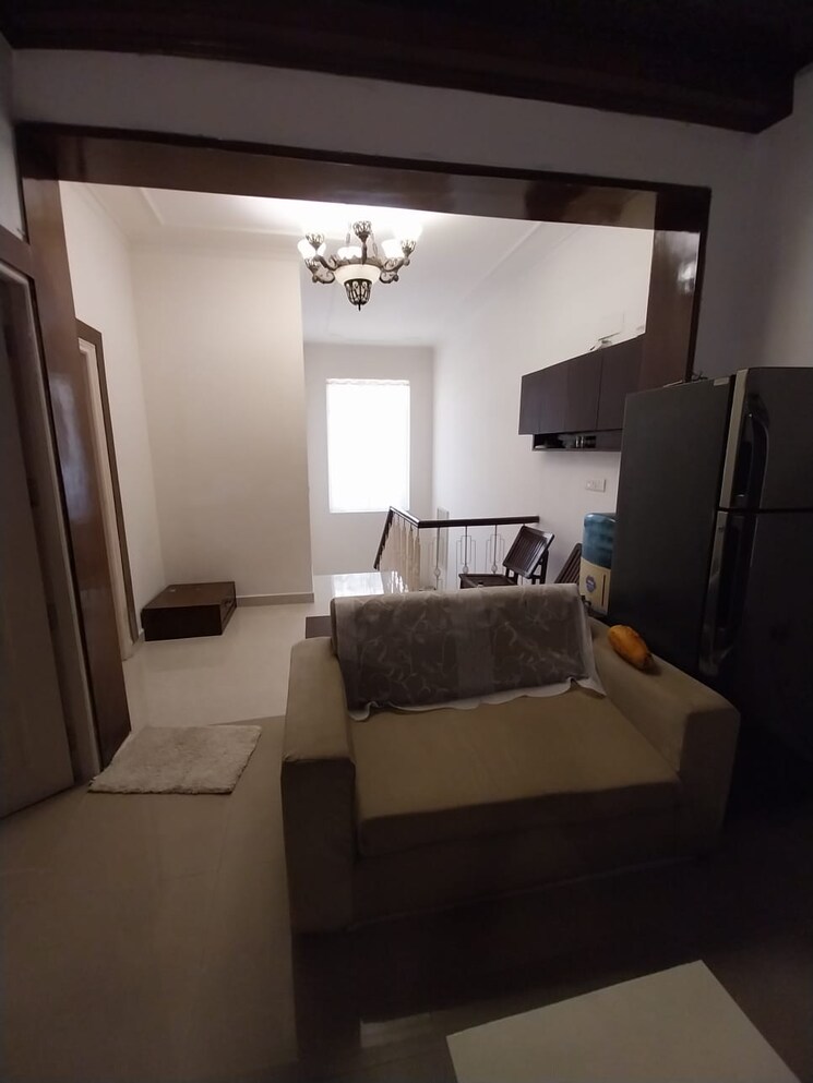 Living Room, ansal-plaza-sector-23 4 Bedroom 161 Sq.Yd. Builder Floor In Sector 23 Gurgaon 7877372