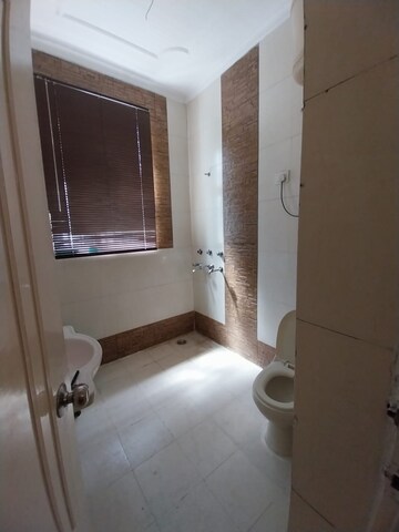 Bathroom in 4 BHK Builder Floor at Ansal Plaza Sector-23, Sector 23 – for Sale