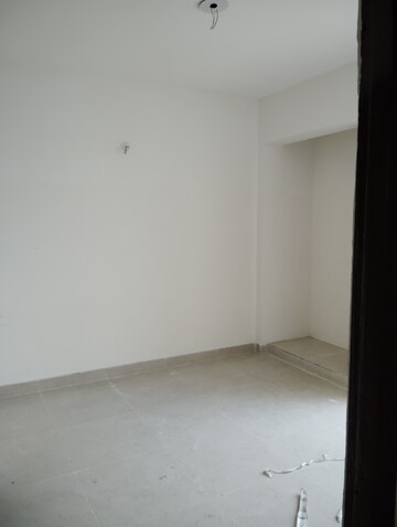 Room in 2 BHK Apartment at Signature Global Synera, Sector 81 – for Rent