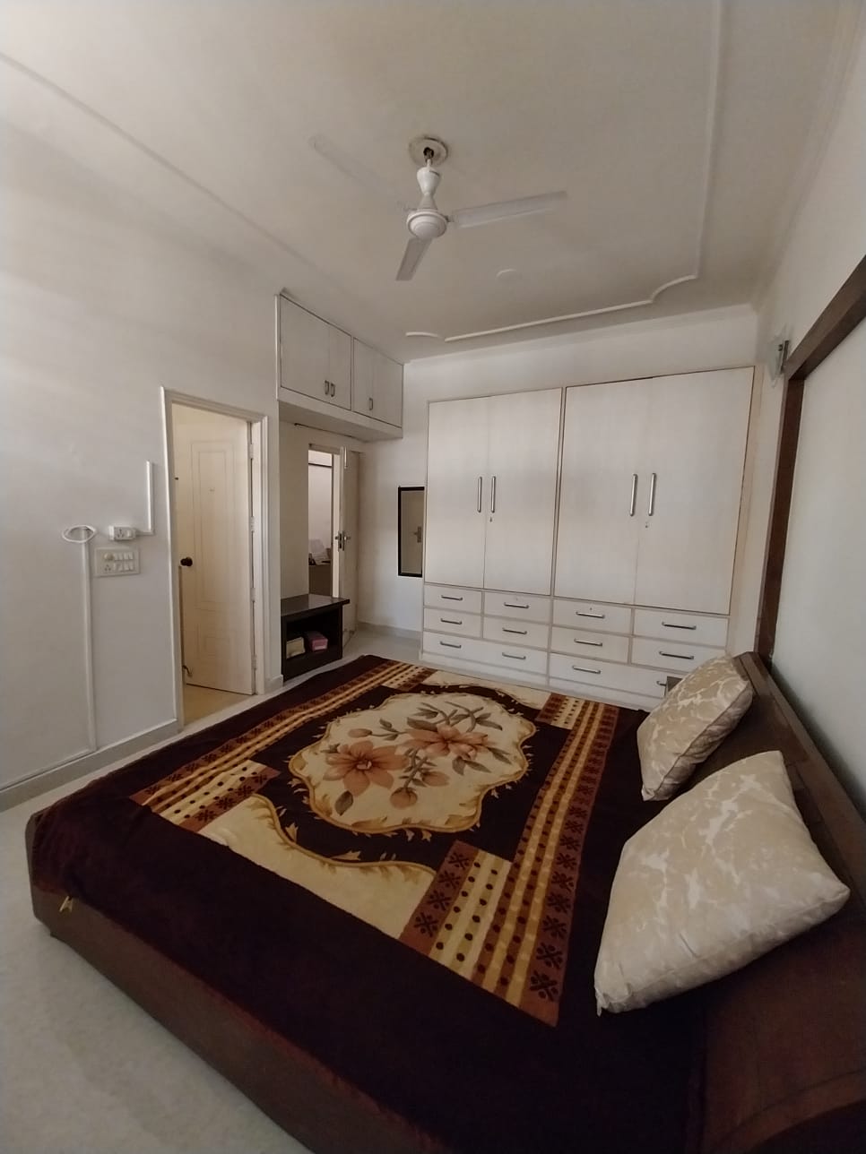 4 BHK + Extra Room Builder Floor For Sale in Ansal Plaza Sector-23