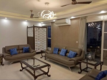 Living Room in 4 BHK Apartment at Tata Primanti Phase 2, Sector 72 – for Rent