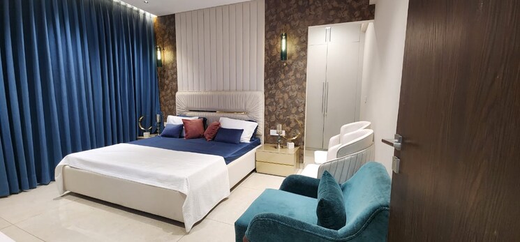 Living Room, maya-green-lotus-saksham 5 Bedroom 3350 Sq.Ft. Apartment In International Airport Road Zirakpur 7877361