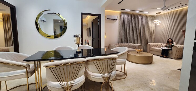 Balcony, maya-green-lotus-saksham 5 Bedroom 3350 Sq.Ft. Apartment In International Airport Road Zirakpur 7877361