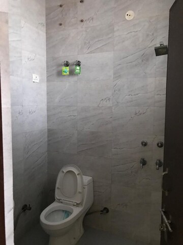 Bathroom in 2 BHK Apartment at Sadbhawna Apartment, Sector 46 – for Rent