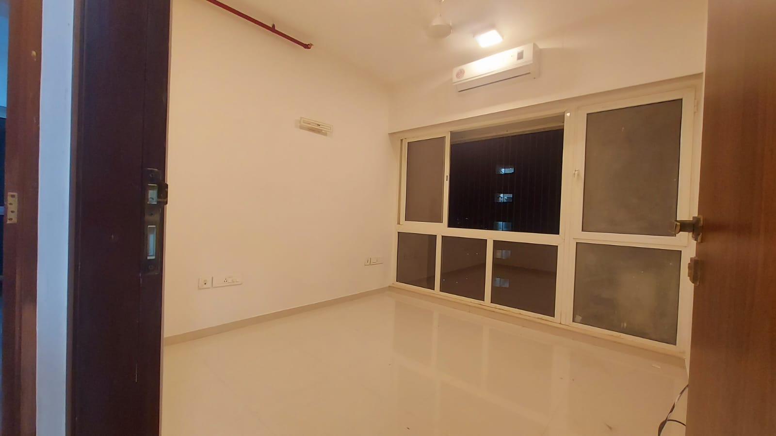 2 BHK Apartment For Rent in Omkar Ananta Goregaon East Mumbai  7877499