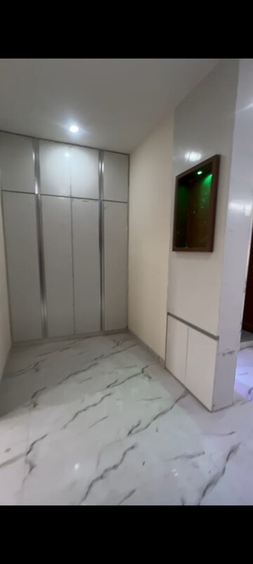 Master Bedroom in 1 BHK Builder Floor at Ardee City, Sector 52 – for Rent
