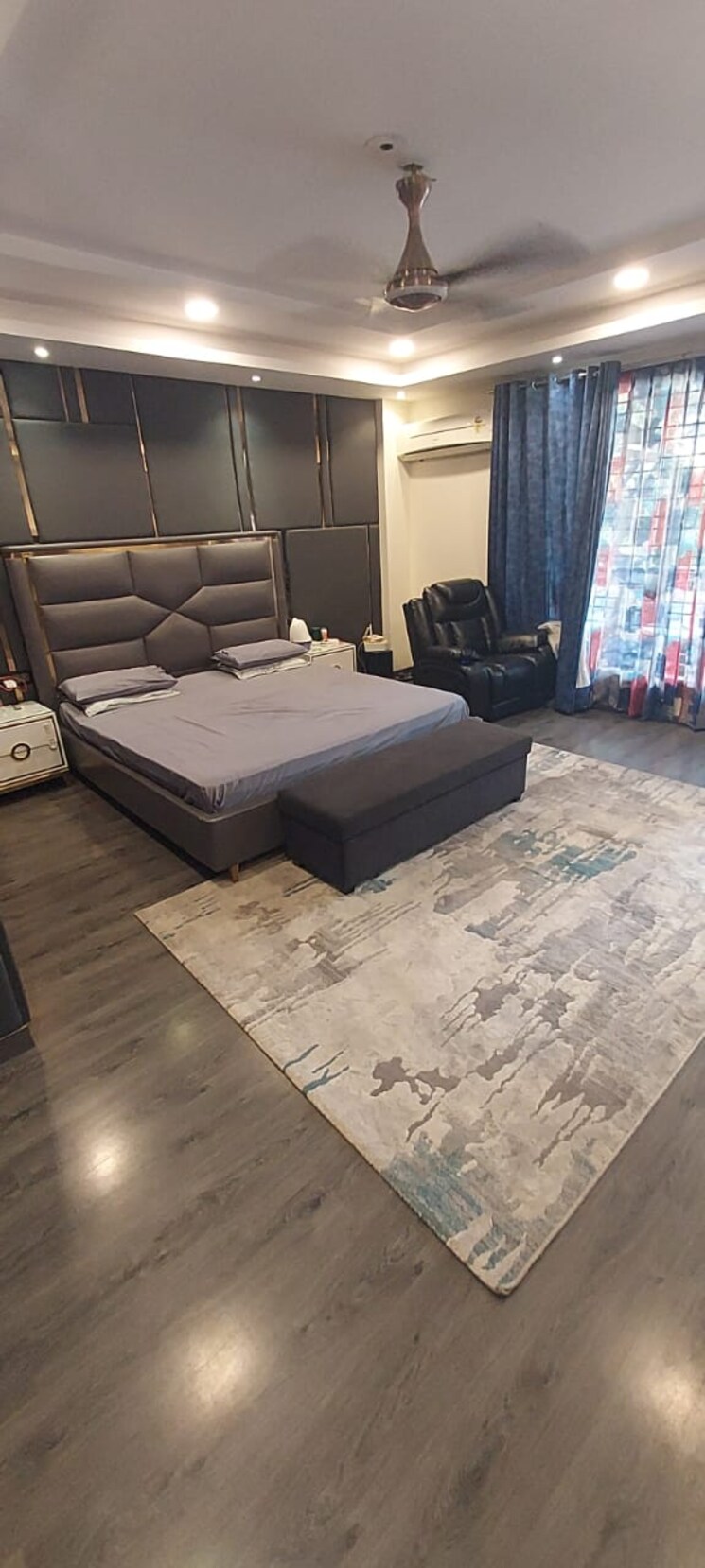 Living Room, palam-vihar-residents-association 4 Bedroom 520 Sq.Yd. Builder Floor In Palam Vihar Gurgaon 7877548