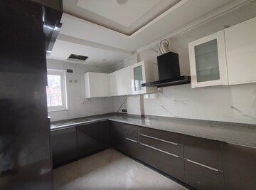 Kitchen in 4 BHK Apartment at Rajpur Road – for Sale