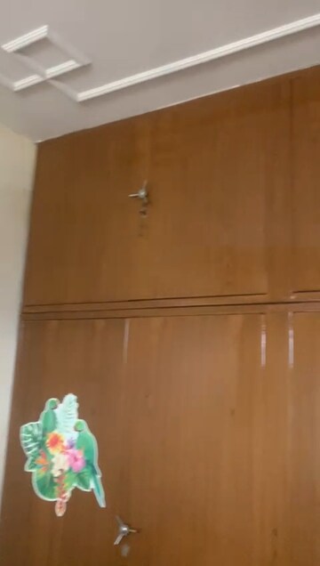 Furnished Amenities in 3.5 BHK Independent House at Kriti CGHS, Sector 21c – for Rent