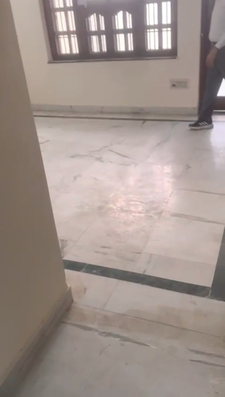 Room, kriti-cghs 3.5 Bedroom 2400 Sq.Ft. Independent House In Sector 21c Faridabad 7877639