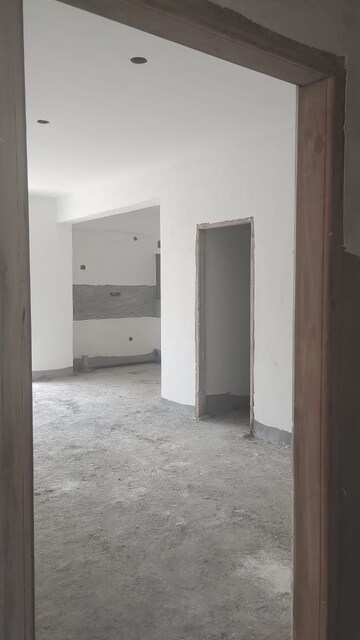 Room in 2 BHK Apartment at Hennur – for Sale
