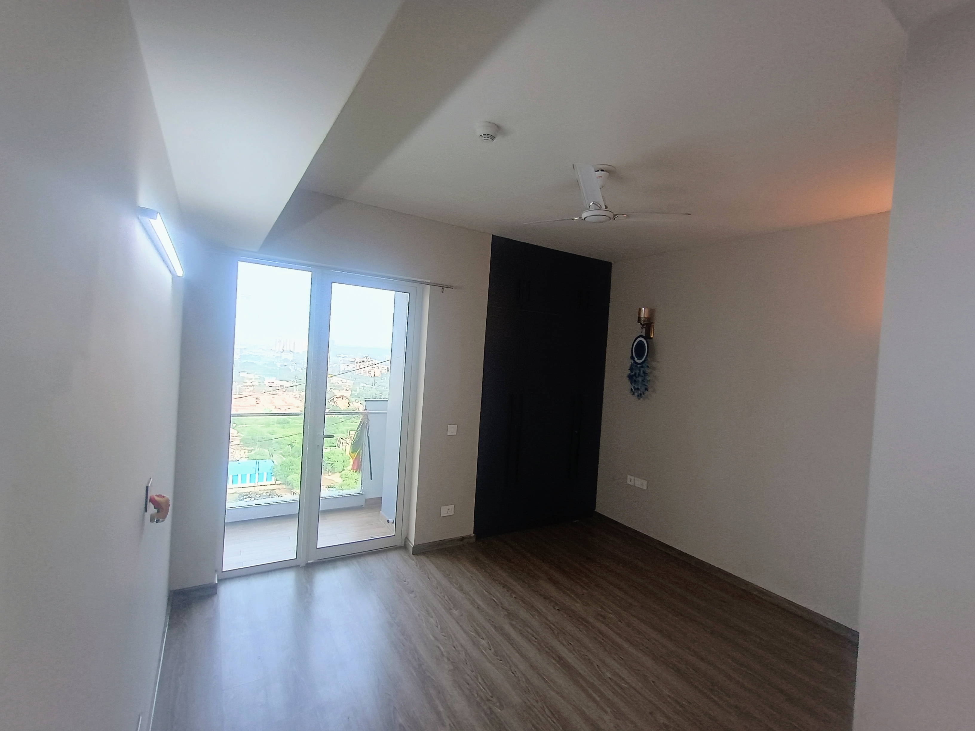 2.5 BHK + Study Room Apartment For Rent in Emaar Digi Homes