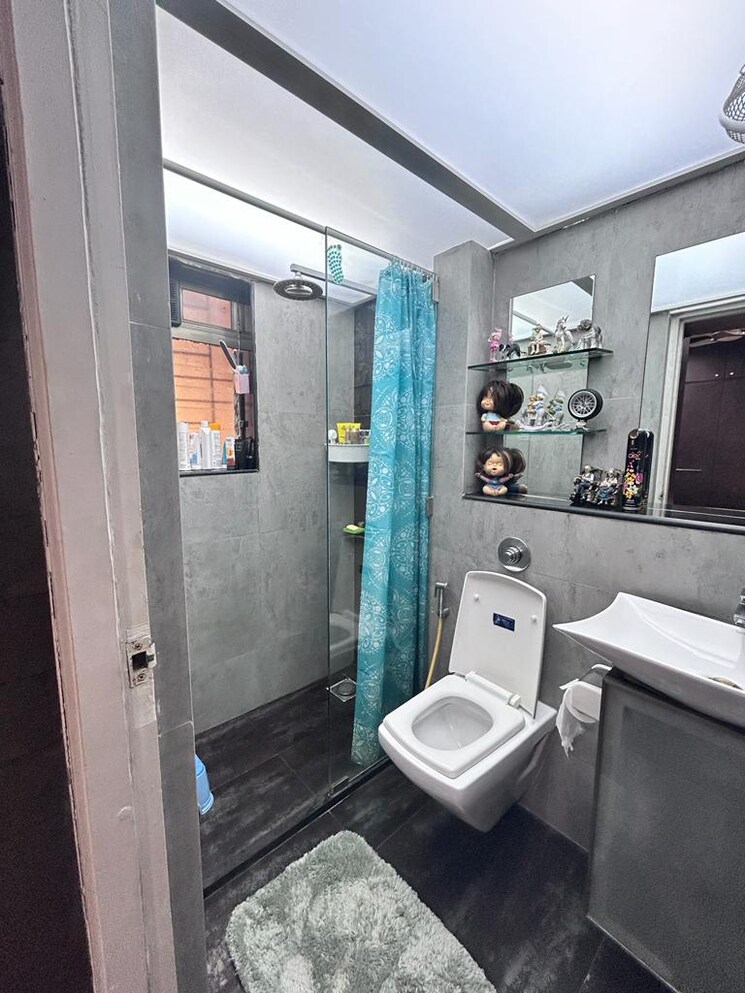 Bathroom, triveni-vasant-vihar-chs 2 Bedroom 700 Sq.Ft. Apartment In Vasant Vihar Thane 7877732