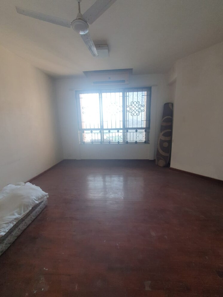 Bedroom, hiranandani-gardens-odyssey-i-ii 4 Bedroom 3525 Sq.Ft. Apartment In Powai Mumbai 7877738