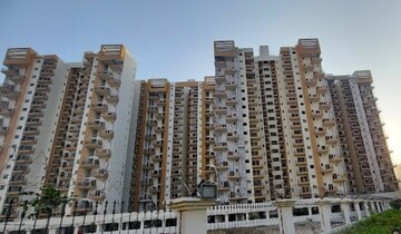 2 BHK Apartment For Rent in Amrapali Centurian Park, Tech Zone 4 Greater Noida