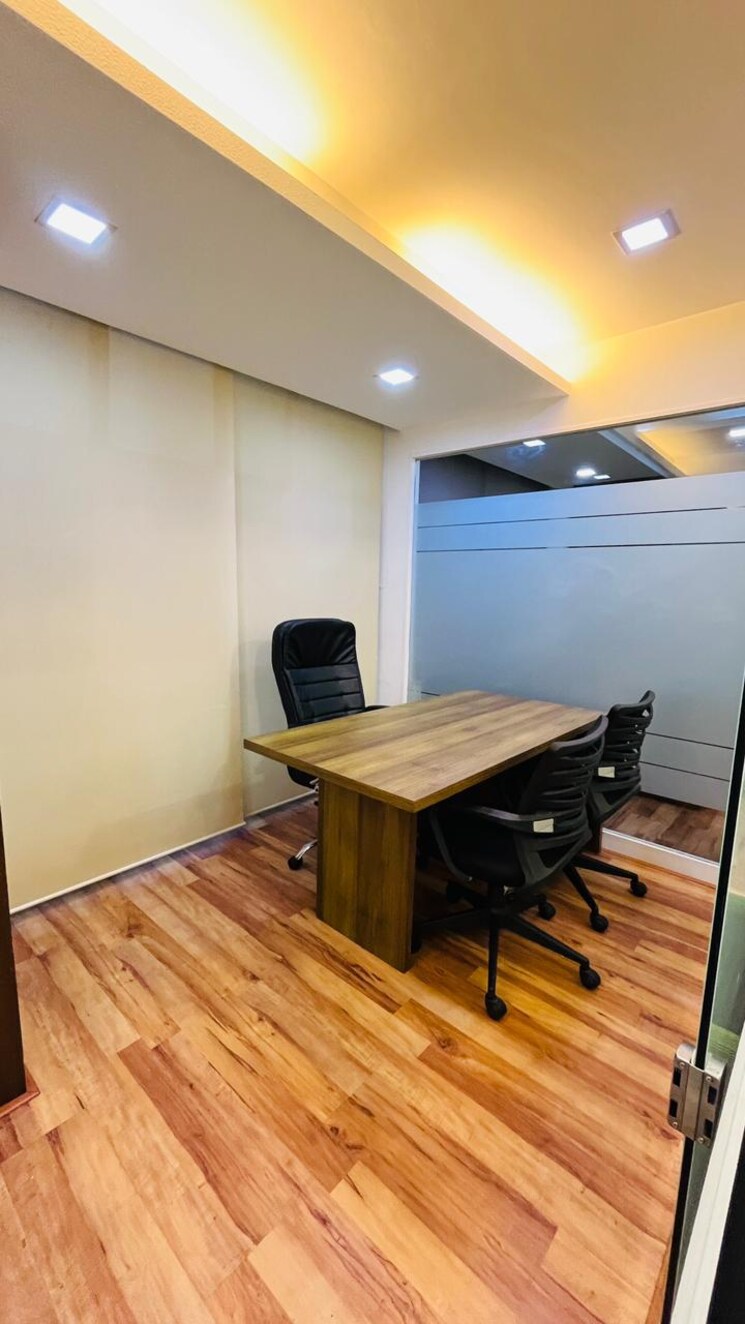 Team Area, khar west Commercial Office Space 1250 Sq.Ft. In Khar West Mumbai 7877777
