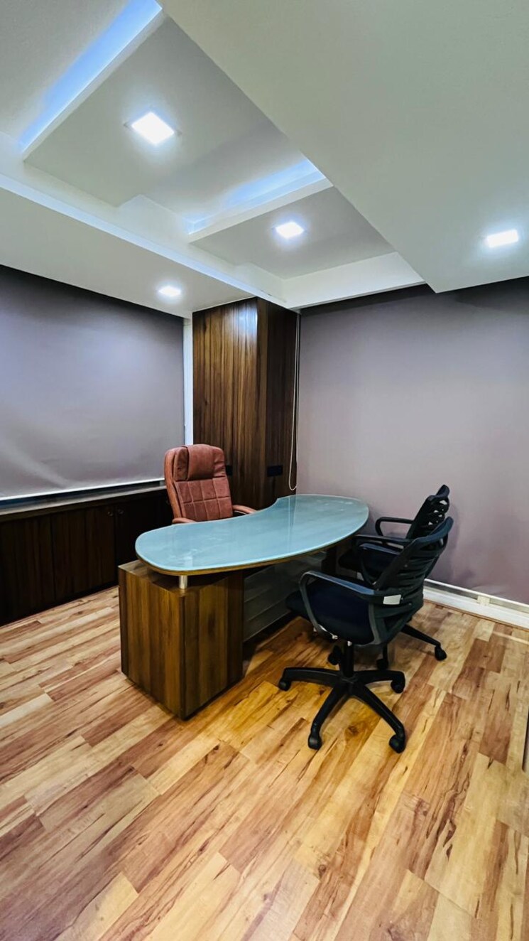 Team Area, khar west Commercial Office Space 1250 Sq.Ft. In Khar West Mumbai 7877777