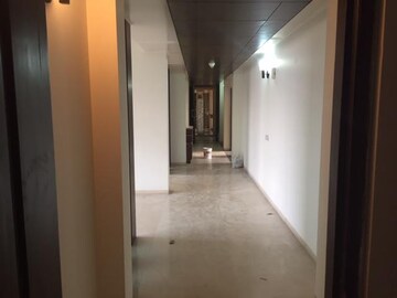 Building Lobby in 4 BHK Penthouse at SS Hibiscus, Sector 50 – for Sale