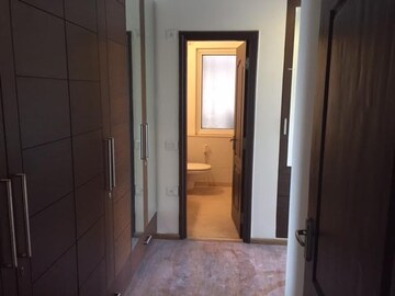Bathroom in 4 BHK Penthouse at SS Hibiscus, Sector 50 – for Sale