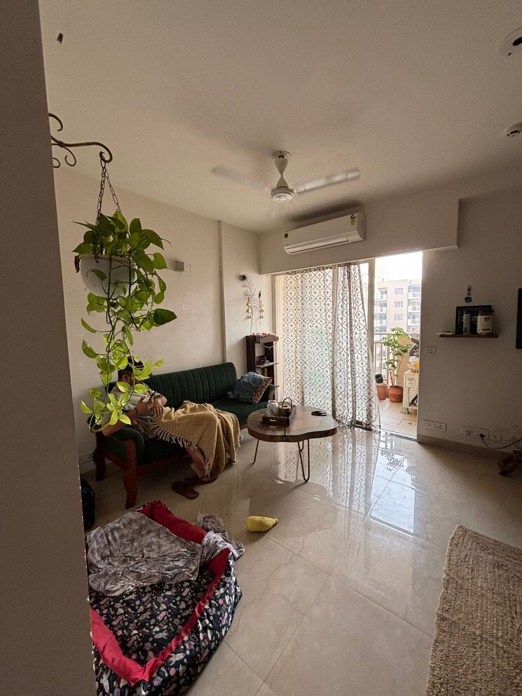 Living Room, m3m-marina 2 Bedroom 1330 Sq.Ft. Apartment In Sector 68 Gurgaon 7877918