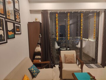 Living Room in 2 BHK Apartment at Shapoorji Pallonji Vicinia, Powai – for Sale