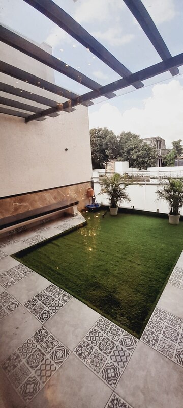 Balcony in 4 BHK Villa at Laxman Chowk – for Sale