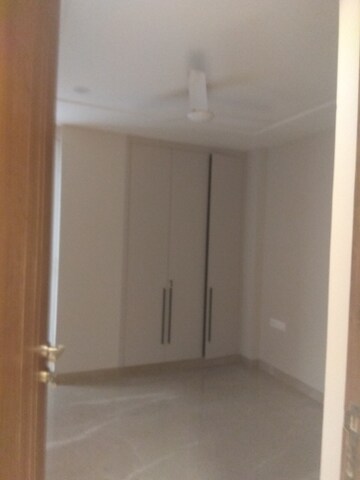 Room in 6+ BHK Independent House at New Friends Colony – for Sale