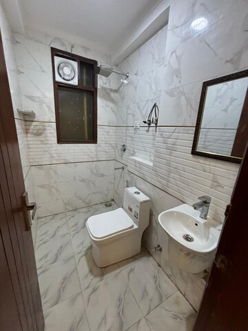 Bathroom in  Office Space at ILD Trade Centre, Sector 47 – for Rent