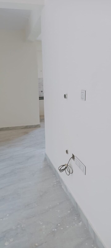 Room in 2 BHK Apartment at Bellahalli – for Sale