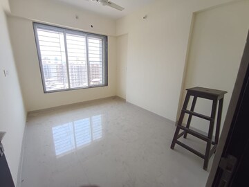 Room in 1 BHK Apartment at Yogi Ajmera Bliss, Kalyan West – for Rent