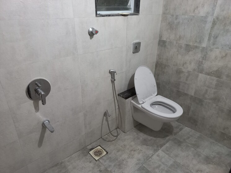 Bathroom, aum-miravet-district 2 Bedroom 870 Sq.Ft. Apartment In Ravet Pune 7878567