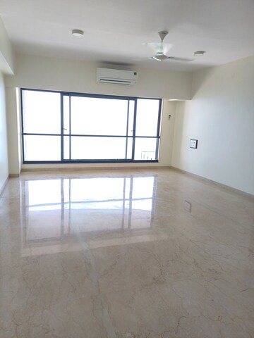 Room in 4 BHK Apartment at Suraj Mangirish, Dadar West – for Rent