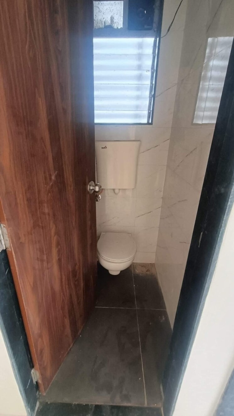Bathroom, space-pushpanarayan-complex 1 Bedroom 680 Sq.Ft. Apartment In New Panvel Navi Mumbai 7878760
