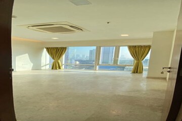 4 BHK Apartment For Rent in Indiabulls Blu, Worli