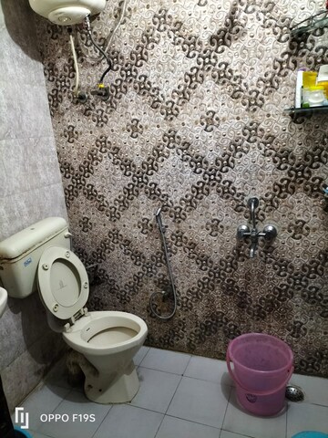Bathroom in 2 BHK Builder Floor at Sun Homes, Shakti Khand Iii – for Rent