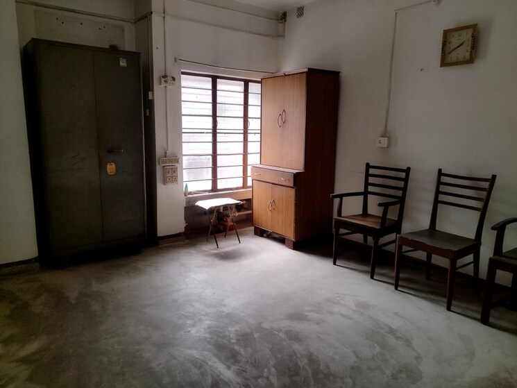 Room, behala chowrasta 5 Bedroom 2200 Sq.Ft. Independent House In Behala Chowrasta Kolkata 7876943