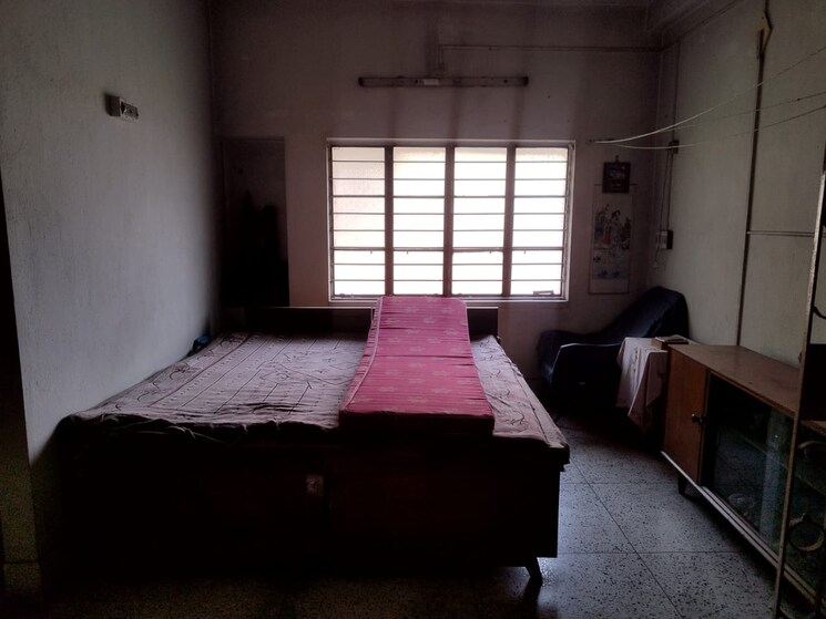 Room, behala chowrasta 5 Bedroom 2200 Sq.Ft. Independent House In Behala Chowrasta Kolkata 7876943