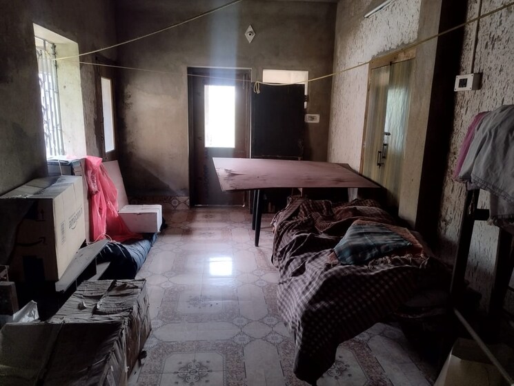 Room, behala chowrasta 5 Bedroom 2200 Sq.Ft. Independent House In Behala Chowrasta Kolkata 7876943