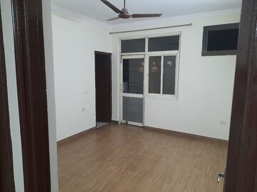 Room in 3 BHK Apartment at Saviour Greenisle, Sain Vihar – for Rent