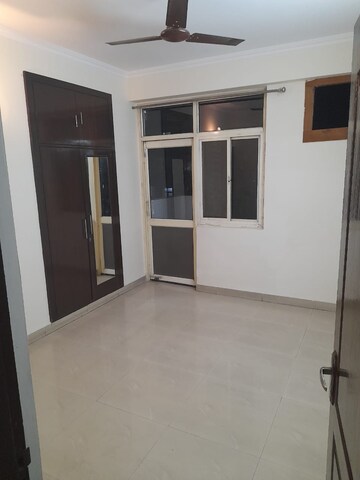 Room in 3 BHK Apartment at Saviour Greenisle, Sain Vihar – for Rent