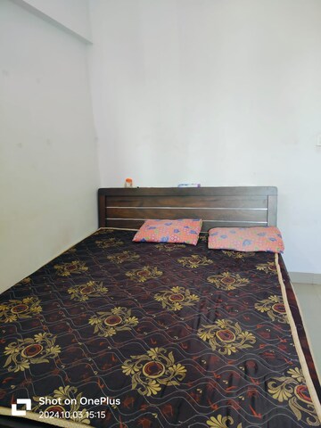  Pg For Rent in Vakola