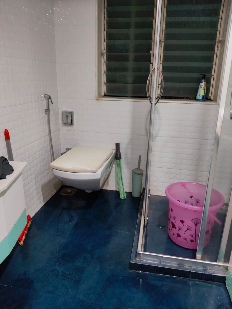 Attached Bathroom, palash-towers 2 Bedroom 1000 Sq.Ft. Apartment In Andheri West Mumbai 7879346