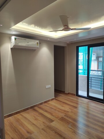 Furnished Amenities in 3 BHK Builder Floor at Sector 51 – for Rent
