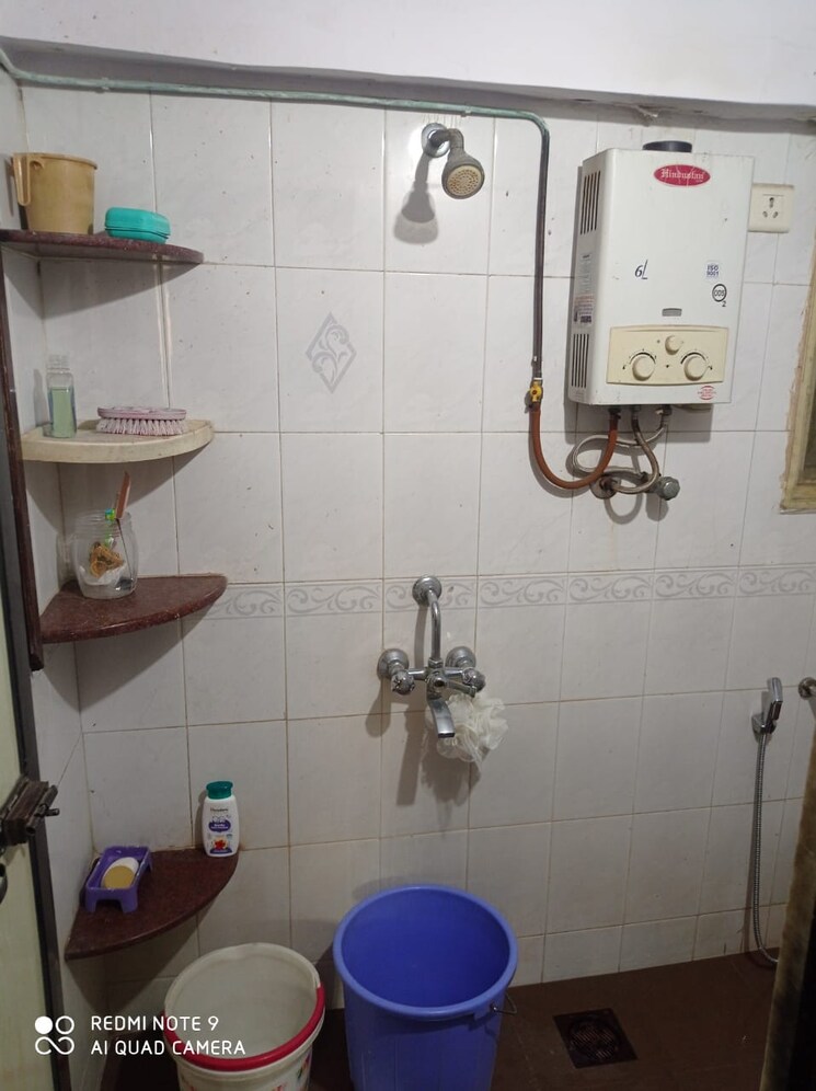 Bathroom, shashwat-chs-airoli 2 Bedroom 1200 Sq.Ft. Apartment In Airoli Sector 8a Navi Mumbai 7879425
